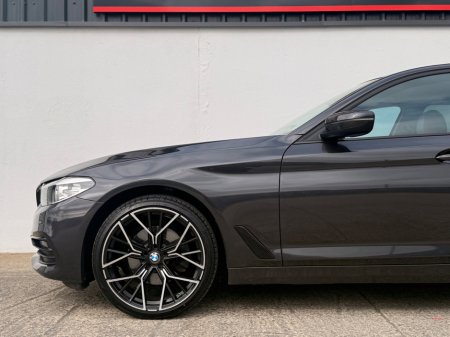 2020 BMW 5 Series - thumbnail 7