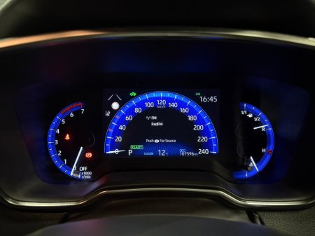 2019 Toyota Corolla 1.8 Hybrid Luna Sport Hatchback €18,900 thumbnail