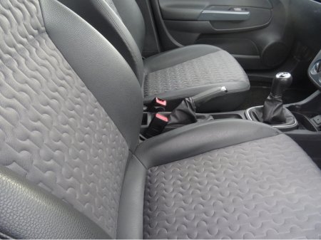 2012 Vauxhall Corsa 1.2 SE AIR CONDITIONING 85PS 5DR €3,000 thumbnail