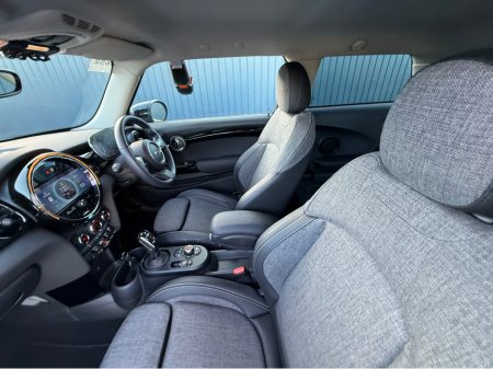 2021 MINI Cooper D 1.5 DIESEL - AUTO - 12M WARRANTY - CAR: 1652 thumbnail