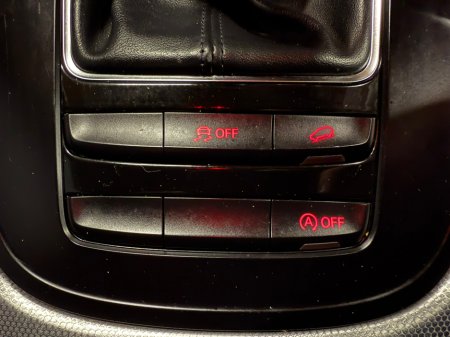 2015 Audi Q5 2.0 TDI 177BHP QUATTRO SE €16,900 thumbnail