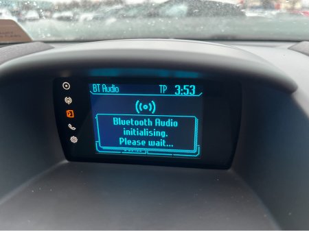 2015 Ford Fiesta ZETEC 1.2 PETROL €8,950 thumbnail