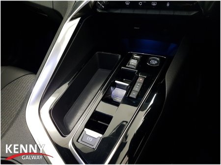 2023 Peugeot 3008 *Deposit taken* FL ALLURE 1.5 HDI 130 6.4 €32,990 thumbnail