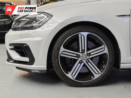 2018 Volkswagen Golf Golf R//Low kms €29,950 thumbnail