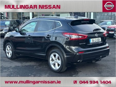 2019 Nissan Qashqai 1.5SV Diesel - Check out our Reviews €18,940