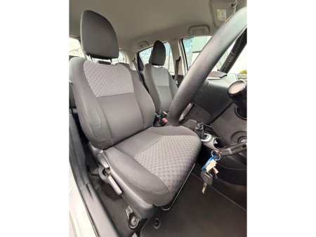 2015 Toyota Yaris 1.0 SOL MC 4DR 5DR €7,950 thumbnail