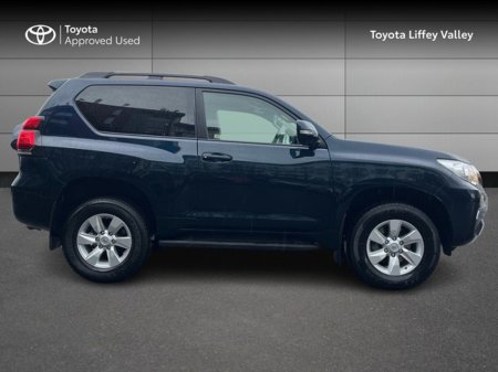 2023 Toyota Landcruiser LAND CRUISER SWB AUTO thumbnail