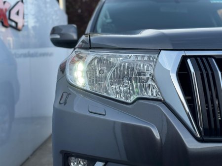 2019 Toyota Landcruiser - photo 5