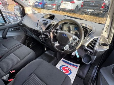 2018 Ford Transit - thumbnail 2