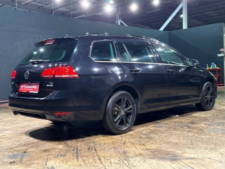 2016 Volkswagen Golf - thumbnail 3