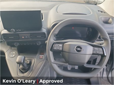 2025 Opel Combo 1.5 Komfort 1.5 100ps €23,857