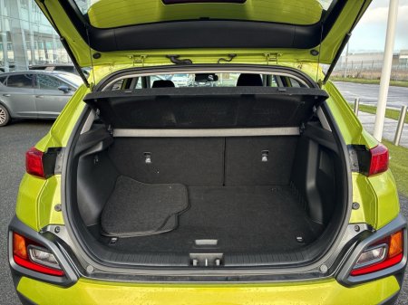 2019 Hyundai Kona KAUAI 2WD EXECUTIVE 5DR €17,950 thumbnail