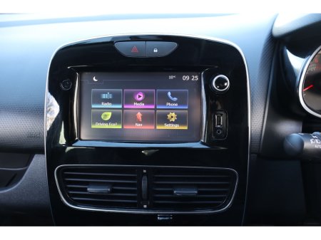 2017 Renault Clio - thumbnail 15