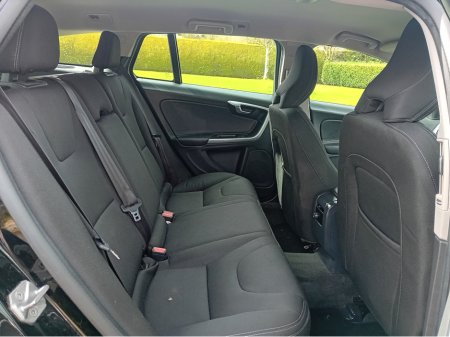 2015 Volvo V60 - thumbnail 5