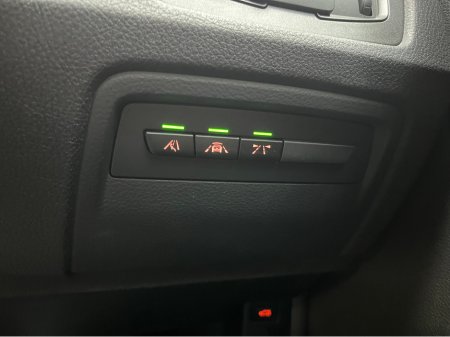 2016 BMW 3 Series - thumbnail 15