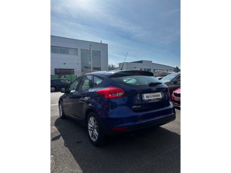 2015 Ford Focus - thumbnail 3