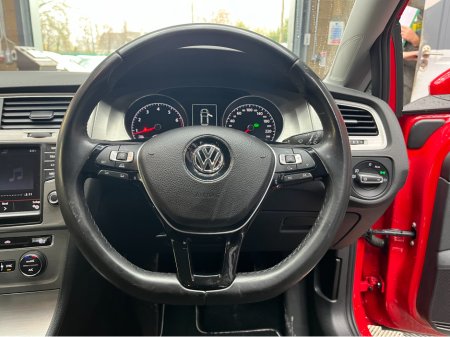 2016 Volkswagen Golf €15950 2016 VOLKSWAGEN GOLF TSI TE BLUEMOTION CONFORT LINE 1.2 AUTOMATIC / CRUISE CONTROL  / REVERSE CAMERA / AND MORE €15,950 thumbnail