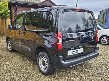 2023 Peugeot Partner - thumbnail 15