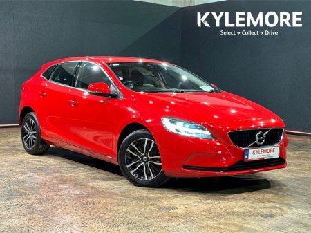 2019 Volvo V40 - thumbnail 1