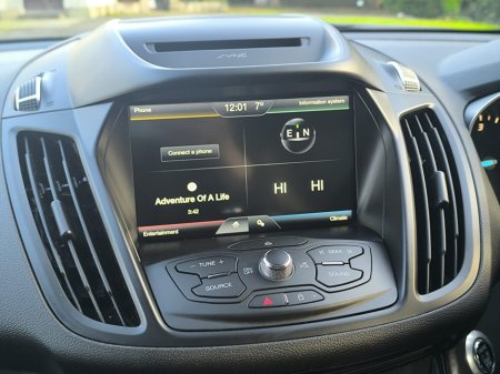 2016 Ford Kuga - thumbnail 38