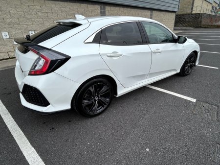 2019 Honda Civic 5DR SMART PLUS €16,995 thumbnail