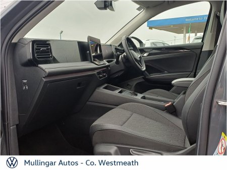 2025 Volkswagen Tiguan - thumbnail 4