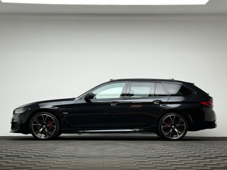 2023 BMW 5 Series - thumbnail 4