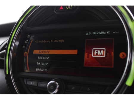 2018 MINI Cooper - thumbnail 14