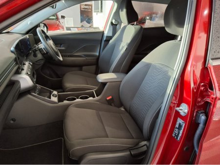 2025 Hyundai Kona ELEGANCE HYBRID €35,950 thumbnail