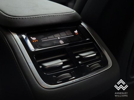 2025 Volvo XC90 - thumbnail 26