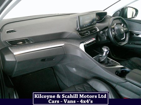 2021 Peugeot 5008 ALLURE BLUEHDI 7 Seater *Leather Interior + Heated Seats* €30,950 thumbnail