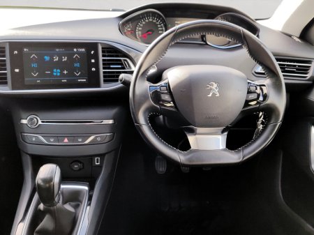 2018 Peugeot 308 1.6 HDi 100bhp Active €11,950 thumbnail