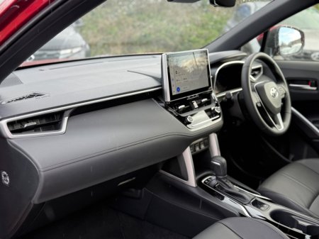 2025 Toyota Corolla Cross - thumbnail 31