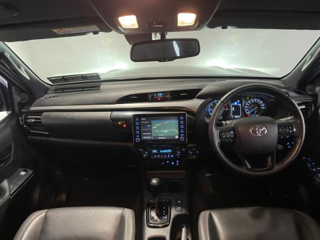 2023 Toyota Hilux - thumbnail 13