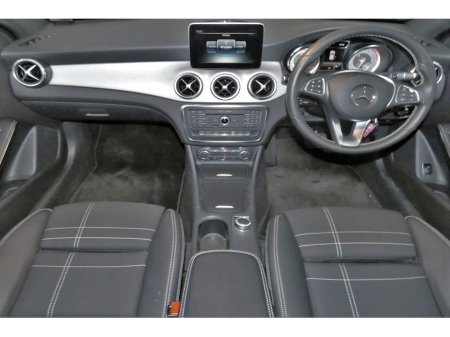 2016 Mercedes-Benz GLA Class GLA 180 *POWERED TAILGATE*HALF LEATHER*REVERSE CAM*PARK SENSORS* €18,690 thumbnail