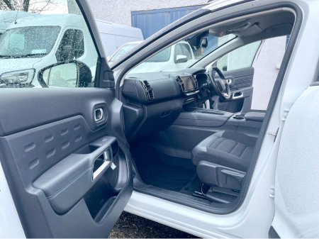 2022 Citroen C5 Aircross FEEL PACK 1.5 BLUEHDI 130BHP AUTO 2 SEAT COMMERCIAL VAN €17,000 thumbnail