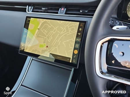 2025 Land Rover Range Rover Evoque 1.5 I3 PHEV 269 PS S €61,950 thumbnail