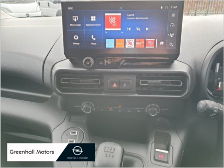 2026 Opel Combo 19 KOMF L1H1-1.5 100PS D €27,500 thumbnail