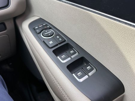 2016 Kia Sorento - thumbnail 10