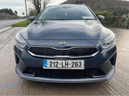 2021 Kia Ceed SW PHEV TRAILER 5DR AUTO €22,495 thumbnail