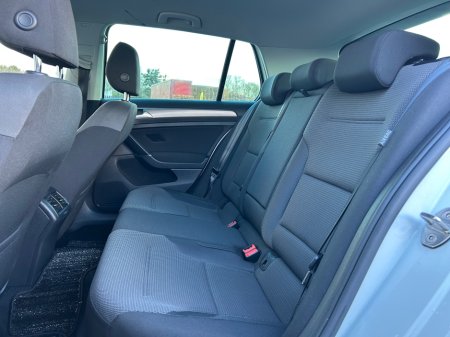 2016 Volkswagen Golf - thumbnail 14