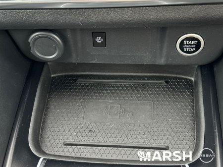 2023 Nissan Qashqai 1.3 MILD HYBRID SV PREMIUM 5DR €28,925 thumbnail