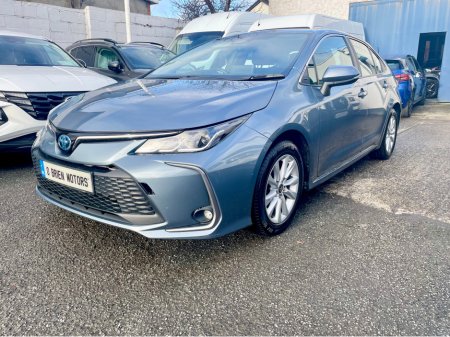 2023 Toyota Corolla LUNA SALOON 4DR AUTO 1.8 PETROL/ELECTRIC SELF CHARGING HYBRID €21,950 thumbnail