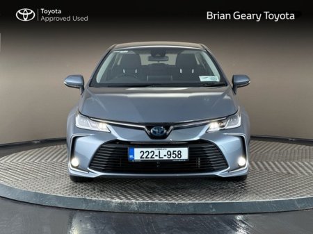 2022 Toyota Corolla HYBRID LUNA SALOON €26,950 thumbnail