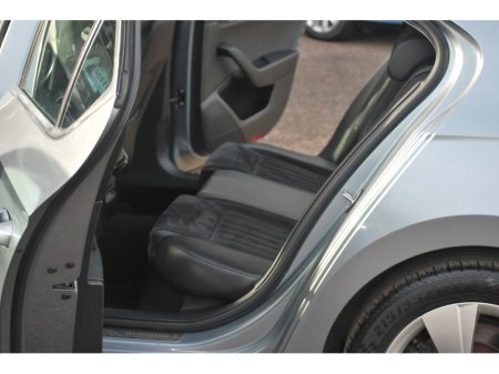 2017 Skoda Superb - thumbnail 9