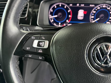 2018 Volkswagen Golf 1.4 TSI 3DR 150HP Highline €19,499 thumbnail