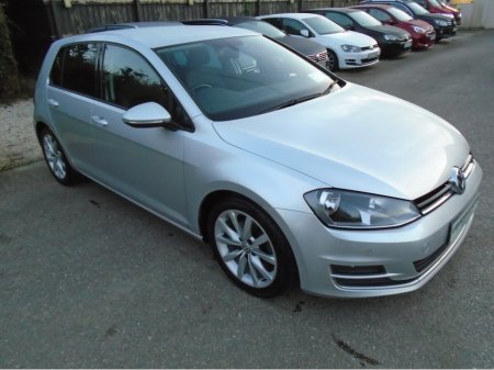 2015 Volkswagen Golf 152/HIGHLINE 1.6 TDI 110-BHP 5SP/CAMERA/FOGS/PRIVACY GLASS/PARKING SENSORS/FINANCE/CARD PAYMENTS & WARRANTY AVAILABLE/AUTO LIGHTS AND WIPERS/LOW-TAX€180 €12,550