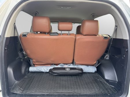 2019 Toyota Landcruiser - thumbnail 16