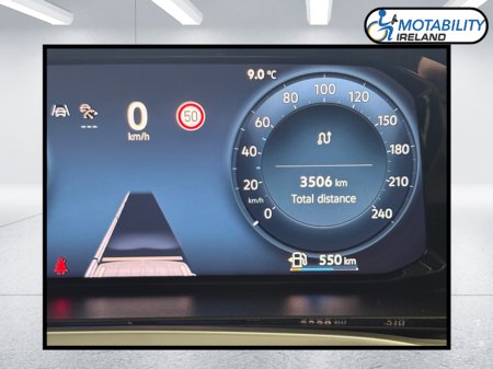 2025 Ford Tourneo Connect Wheelchair Accessible €41,995 thumbnail