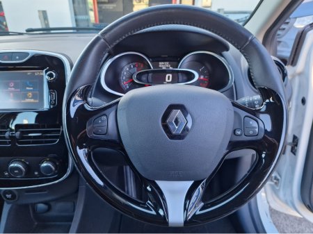 2016 Renault Clio - thumbnail 16